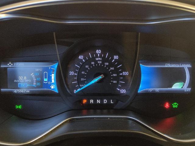 Photo of 2014 Oxford White Ford Fusion Hybrid