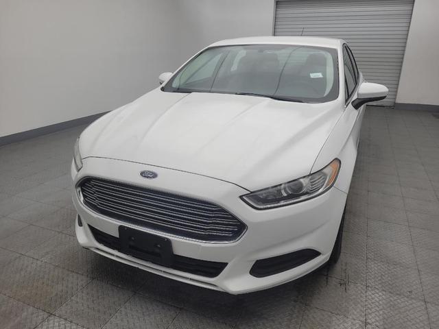 Photo of 2014 Oxford White Ford Fusion Hybrid