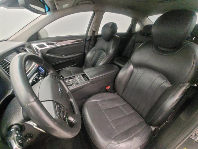 Photo of 2017 Gray Genesis G80