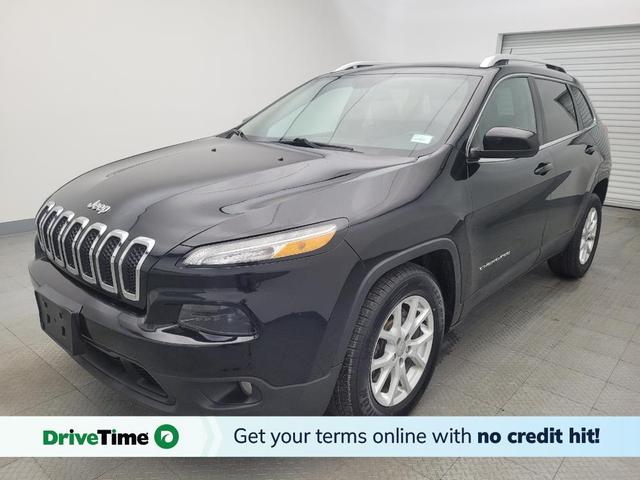 Photo of 2017 Diamond Black Crystal Pearlcoat Jeep Cherokee