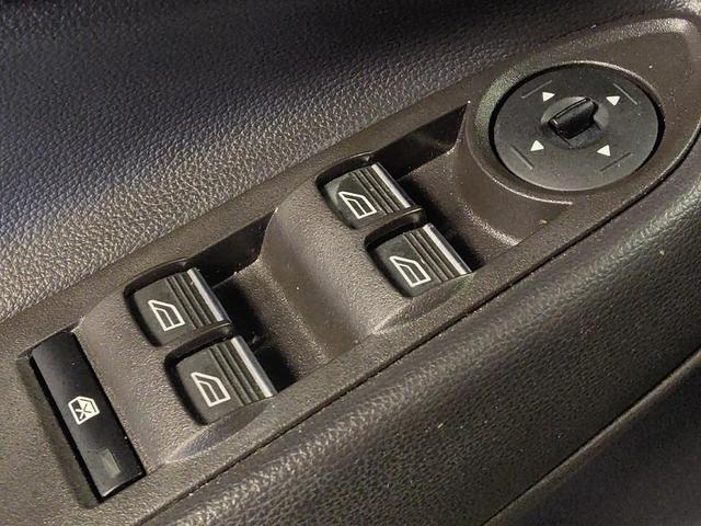Photo of 2019 Magnetic Metallic Ford Escape