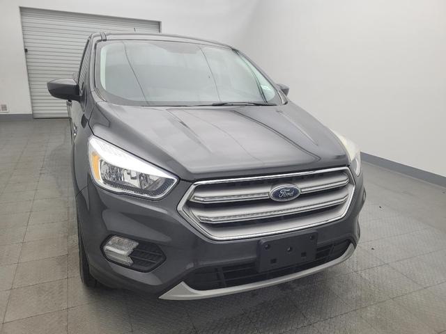 Photo of 2019 Magnetic Metallic Ford Escape