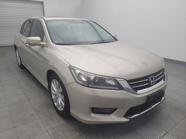 Photo of 2015 Gold Honda Accord