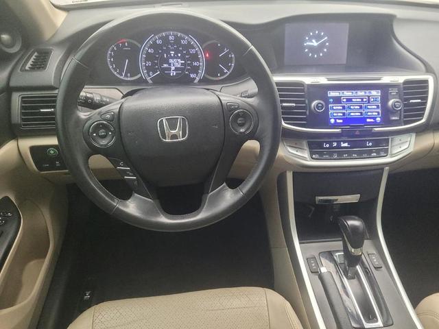 Photo of 2015 Gold Honda Accord