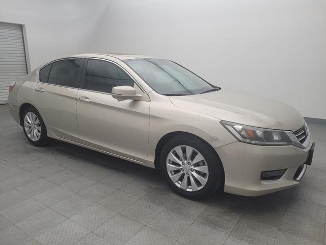 Photo of 2015 Gold Honda Accord