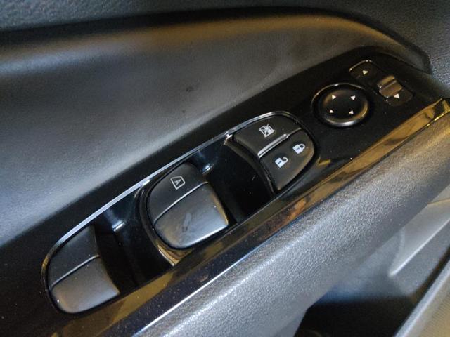 Photo of 2023 Super Black Nissan Altima
