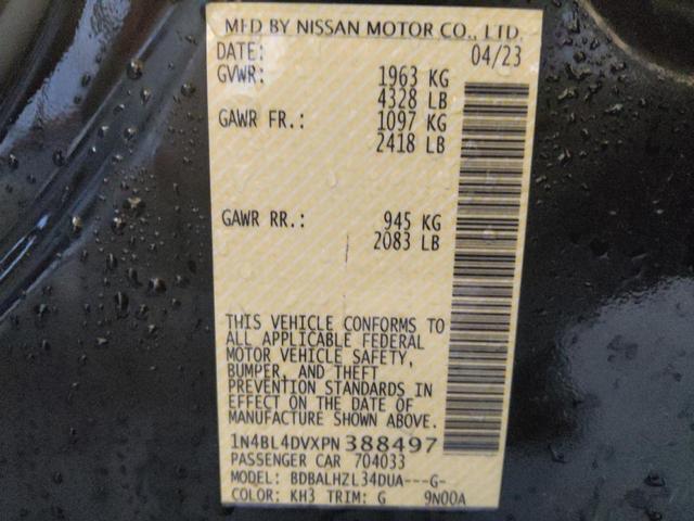 Photo of 2023 Super Black Nissan Altima