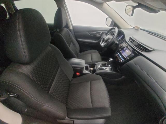 Photo of 2019 Gun Metallic Nissan Rogue