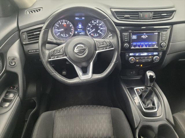 Photo of 2019 Gun Metallic Nissan Rogue