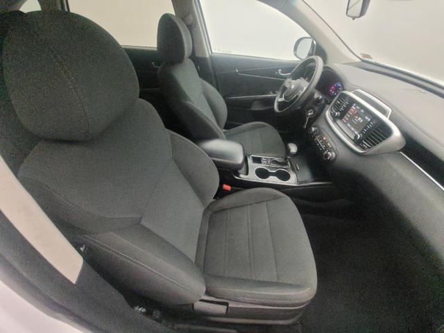 Photo of 2020 Snow White Pearl Kia Sorento