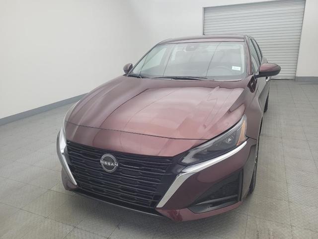 Photo of 2023 Red Nissan Altima