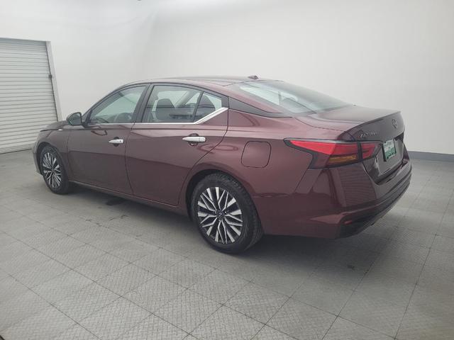 Photo of 2023 Red Nissan Altima