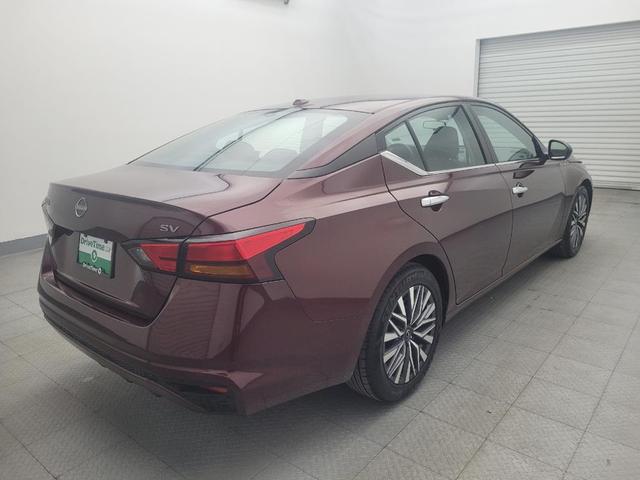 Photo of 2023 Red Nissan Altima