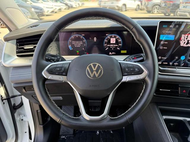 Photo of 2025 Pure White Volkswagen Tiguan