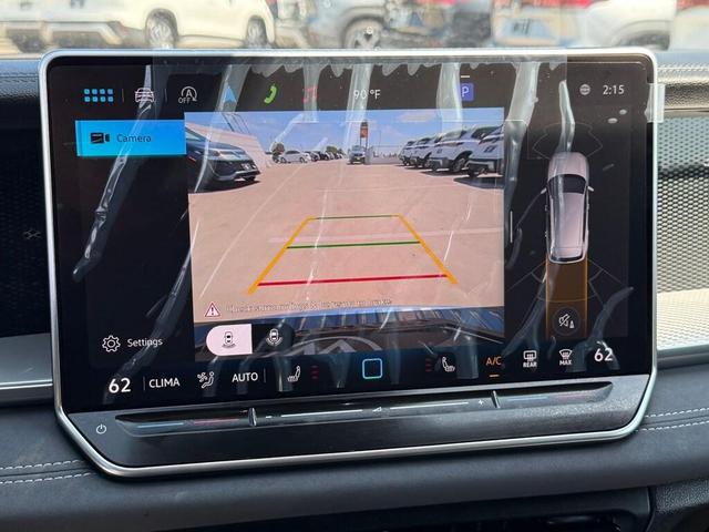 Photo of 2025 Pure White Volkswagen Tiguan