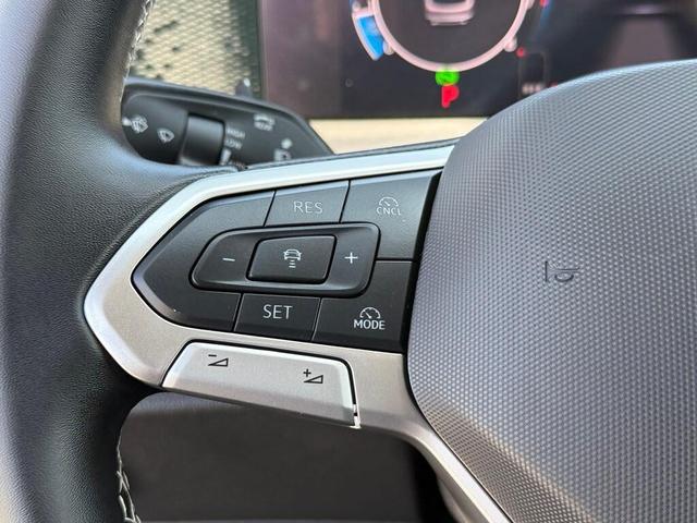 Photo of 2025 Pure White Volkswagen Tiguan
