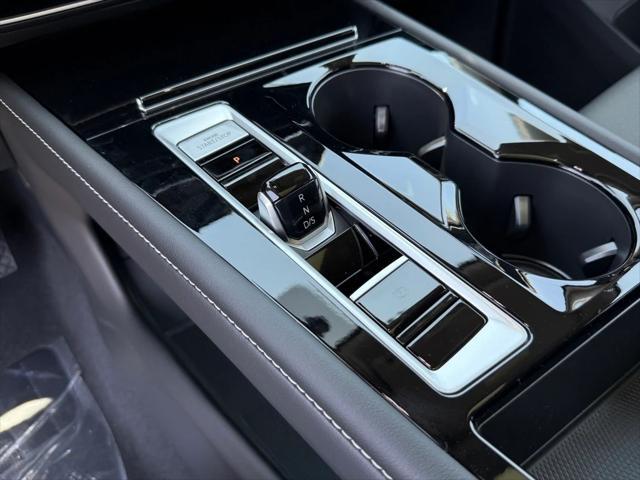 Photo of 2025 Deep Black Pearl Volkswagen Atlas