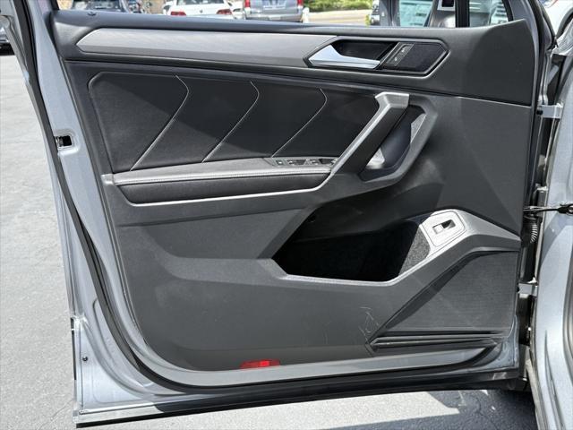 Photo of 2024 Silver Metallic Volkswagen Tiguan
