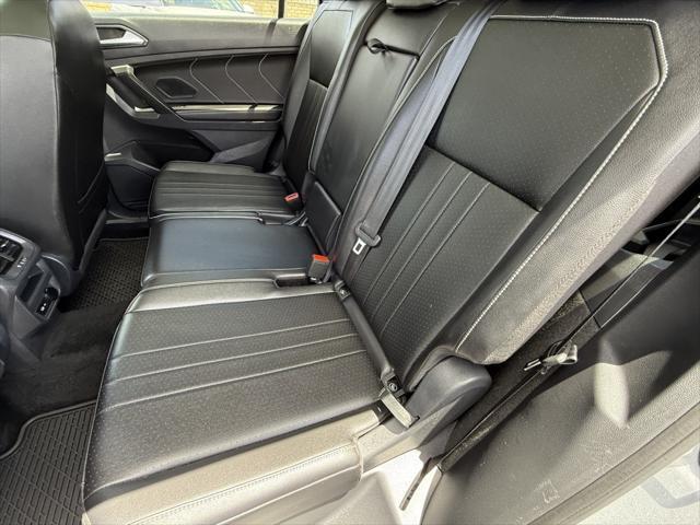Photo of 2024 Silver Metallic Volkswagen Tiguan