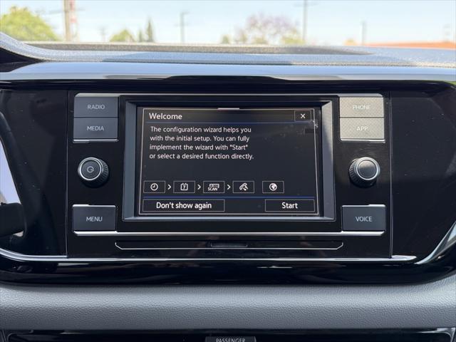 Photo of 2023 Dusk Blue Metallic Volkswagen Taos