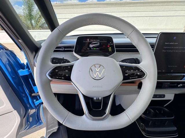 Photo of 2025 Cabana Blue Volkswagen ID. Buzz
