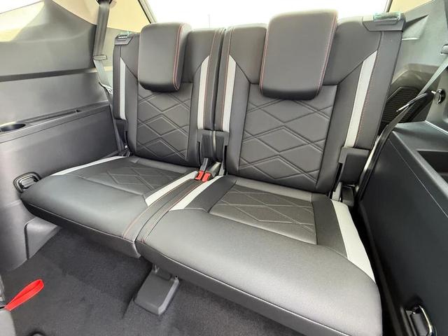 Photo of 2025 Deep Black Pearl Volkswagen Atlas