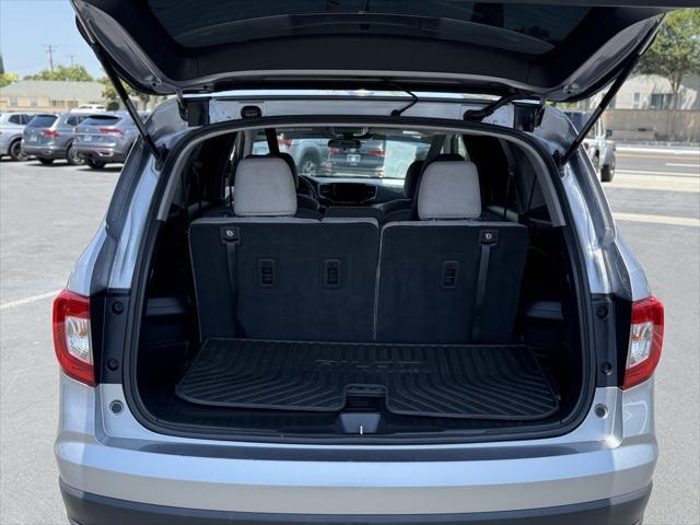 Photo of 2020 Lunar Silver Metallic Honda Pilot