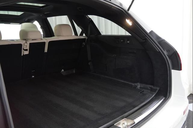 Photo of 2017 Polar White Mercedes-Benz E-Class