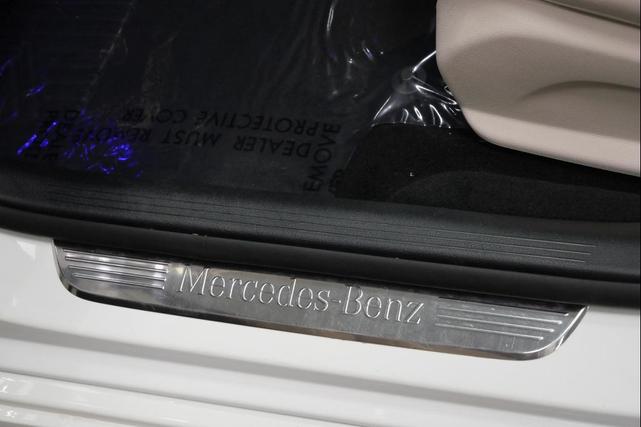 Photo of 2017 Polar White Mercedes-Benz E-Class