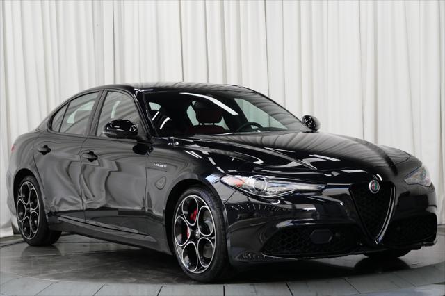 Photo of 2023 Vulcano Black Metallic Alfa Romeo Giulia