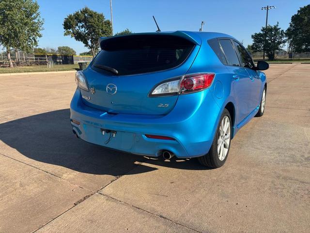 Photo of 2010 Blue Mazda Mazda3