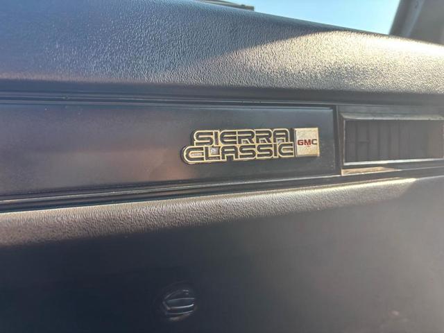 Photo of 1984 Red GMC Pickup Truck