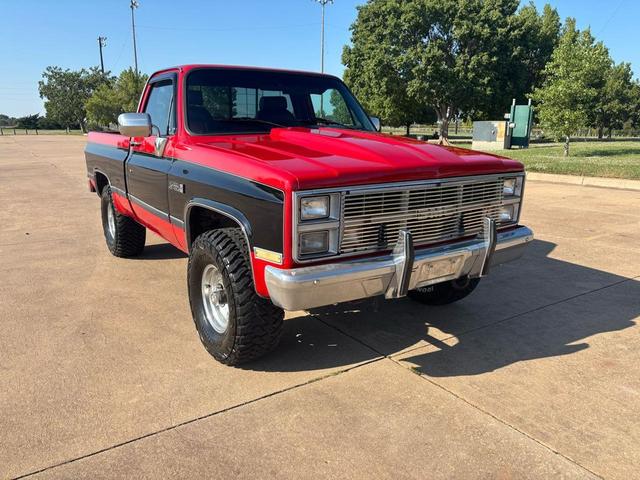 Photo of 1984 Red GMC Pickup Truck