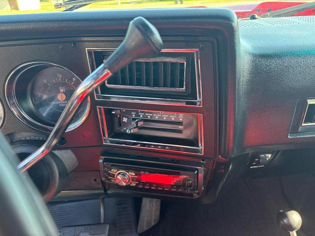 Photo of 1984 Red GMC Pickup Truck