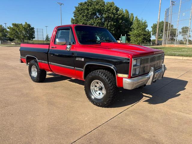 Photo of 1984 Red GMC Pickup Truck