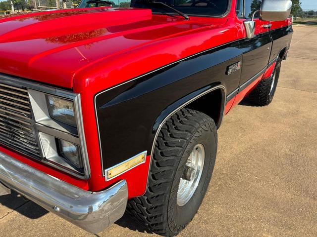 Photo of 1984 Red GMC Pickup Truck