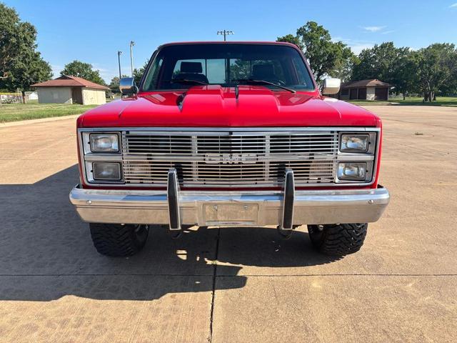 Photo of 1984 Red GMC Pickup Truck