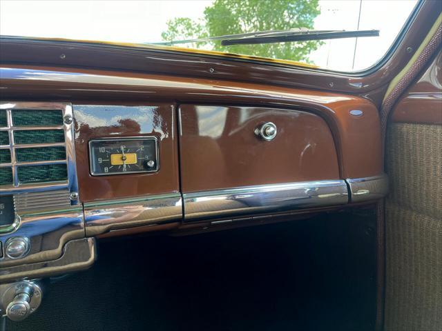Photo of 1950 Light Green Plymouth DeLuxe