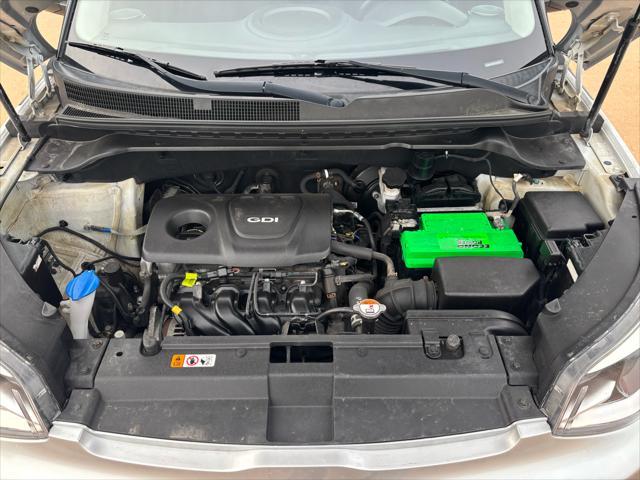 Photo of 2017 Silver Kia Soul