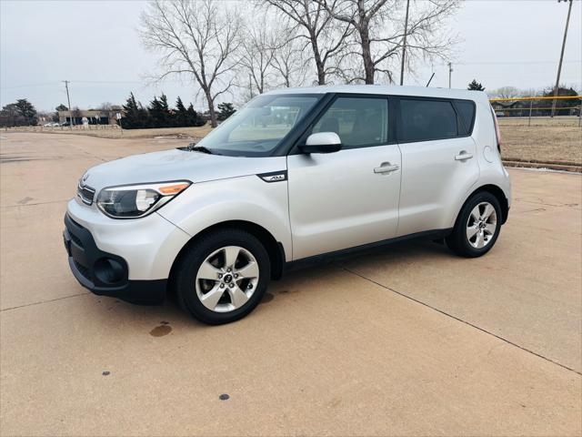 Photo of 2017 Silver Kia Soul