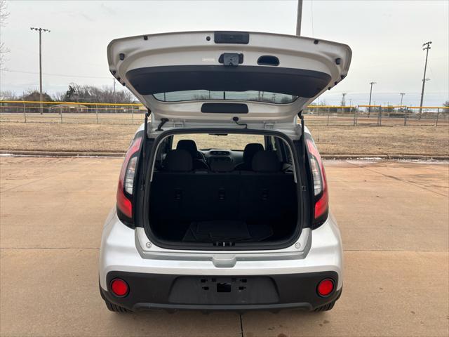 Photo of 2017 Silver Kia Soul