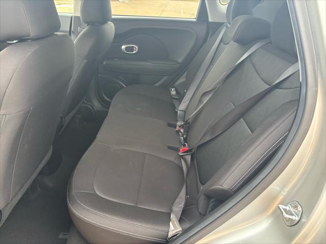 Photo of 2017 Silver Kia Soul