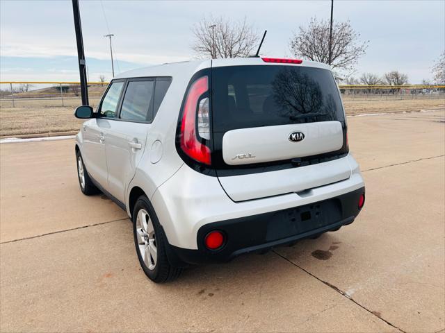 Photo of 2017 Silver Kia Soul