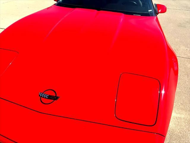 Photo of 1995 Red Chevrolet Corvette
