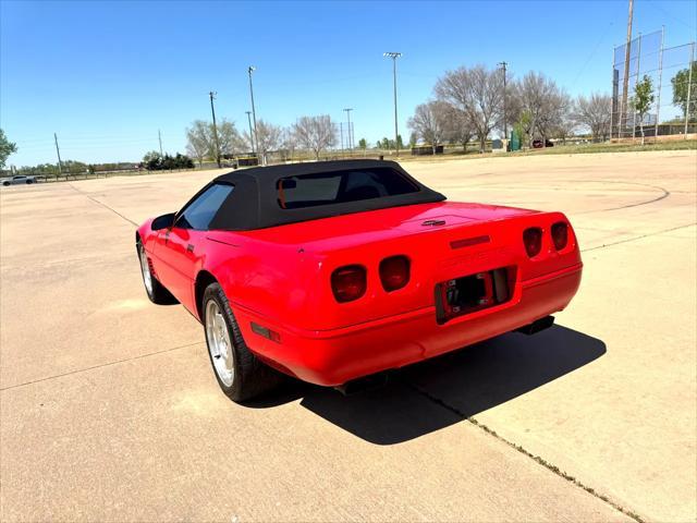 Photo of 1995 Red Chevrolet Corvette