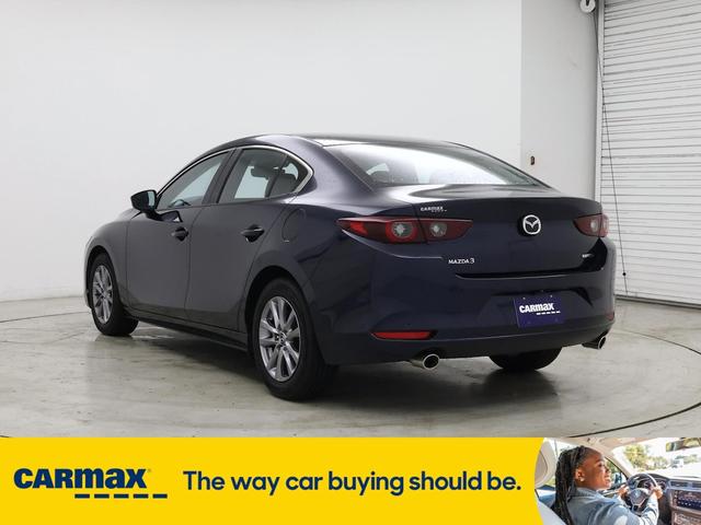 Photo of 2022 Blue Mazda Mazda3