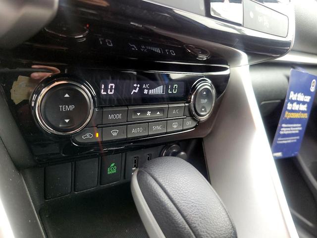 Photo of 2018 Blue Mitsubishi Eclipse Cross