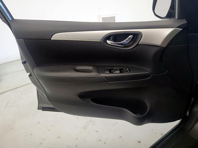 Photo of 2019 Gray Nissan Sentra