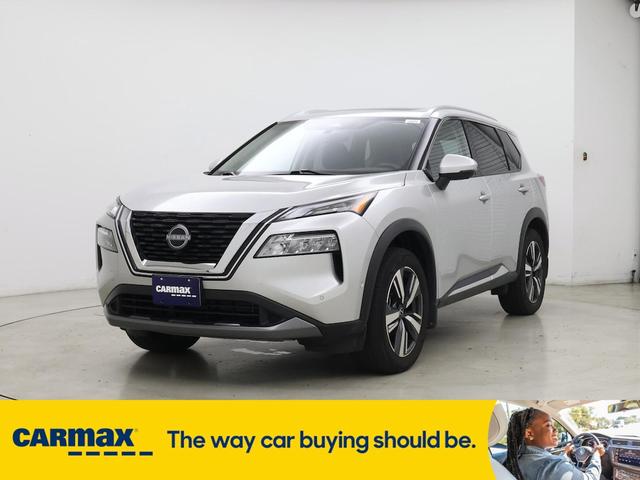Photo of 2023 Silver Nissan Rogue