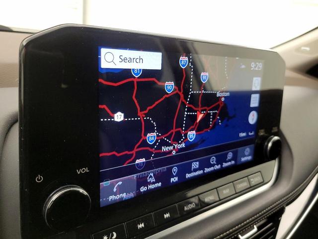 Photo of 2023 Silver Nissan Rogue